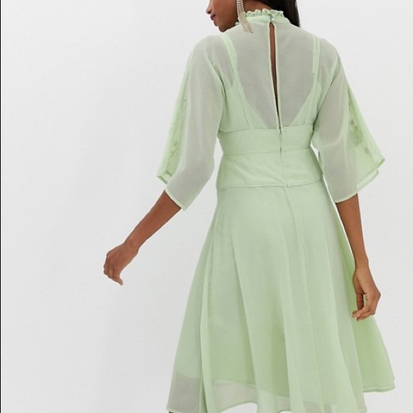 ASOS design embroidered 70s midi dress - Picture 2 of 5